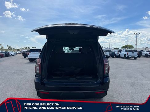 Used 2021 Chevrolet Tahoe RST w/ Luxury Package RWD image 18
