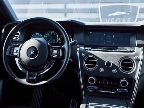 Used 2019 Rolls-Royce Cullinan AWD/4WD image 58