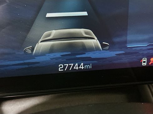 Used 2025 Chevrolet Equinox LT image 18