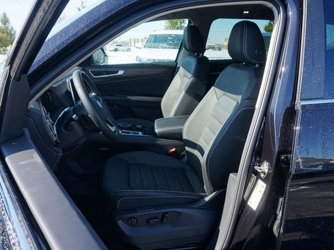 New 2026 Volkswagen Atlas SEL image 8