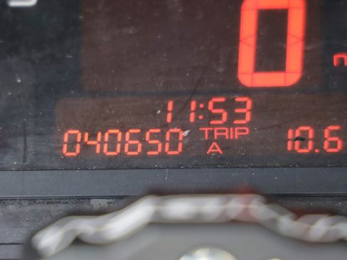 Used 2005 Honda S2000 image 37