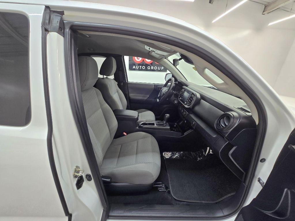 Used 2020 Toyota Tacoma SR RWD image 15