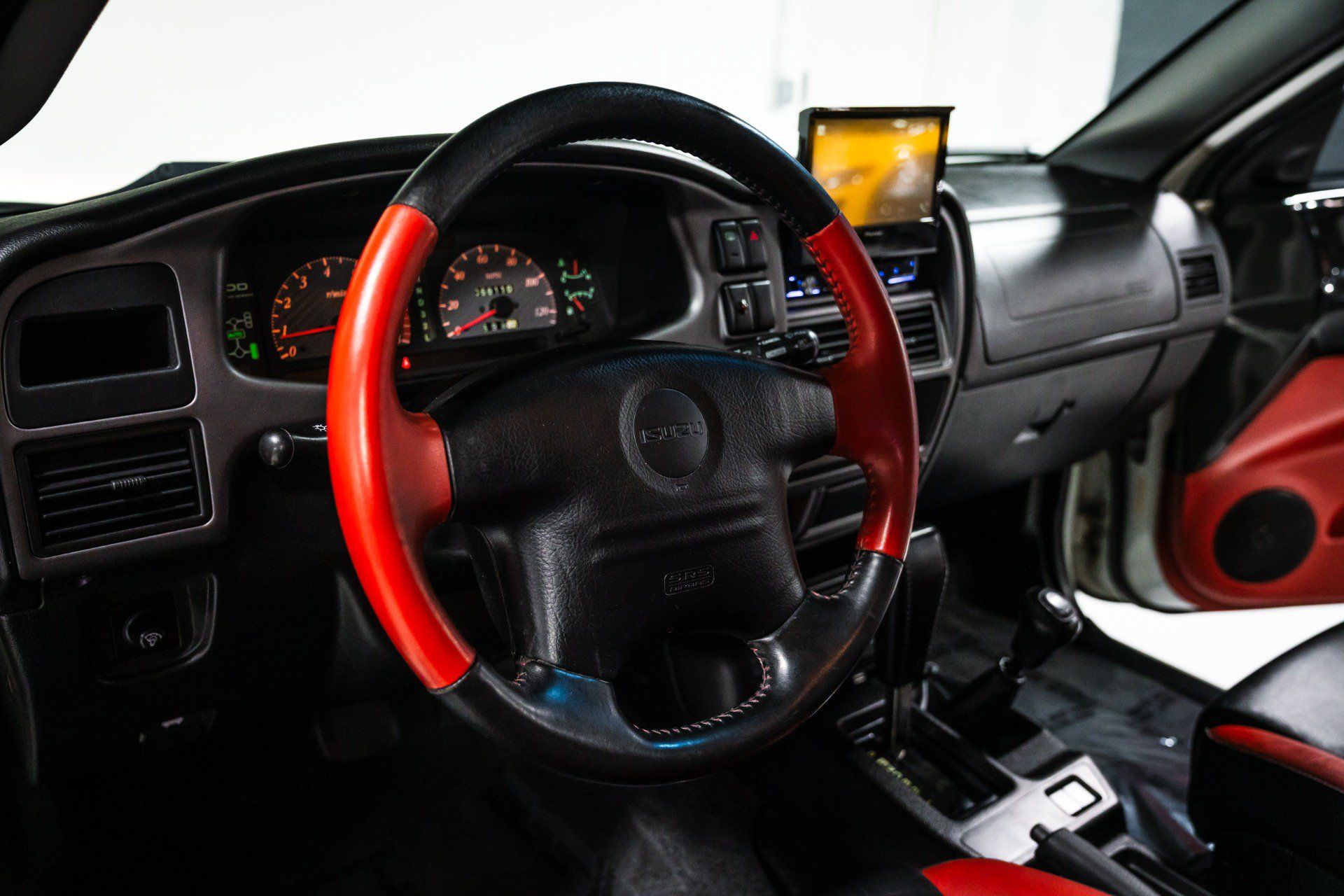 Used 1999 Isuzu VehiCROSS AWD/4WD image 20
