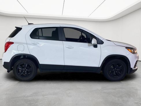 Used 2019 Chevrolet Trax LS w/ Tint and Cruise Package FWD image 8
