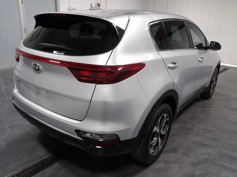 Used 2021 Kia Sportage LX AWD/4WD image 6