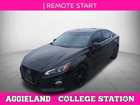 Used 2022 Nissan Altima 2.5 SR w/ Midnight Edition Package image 6