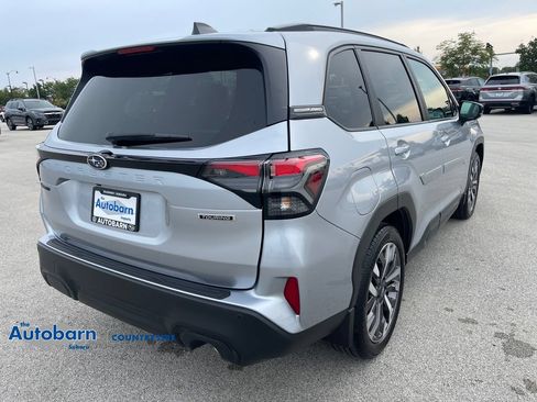 Used 2026 Subaru Forester Touring AWD/4WD image 5