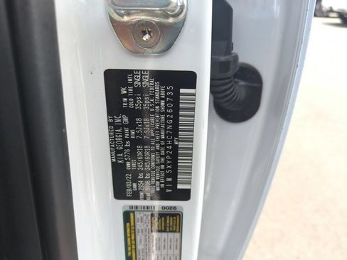 Used 2022 Kia Telluride LX FWD image 40