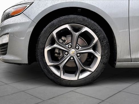 Used 2024 Chevrolet Malibu LT image 11