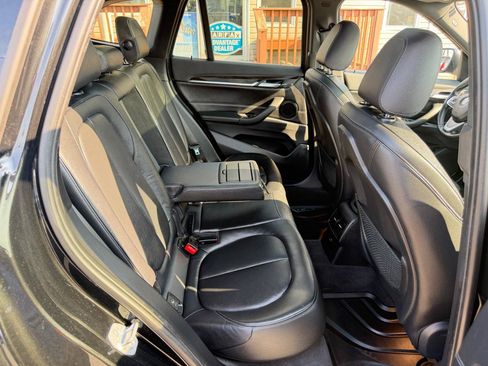 Used 2018 BMW X1 xDrive28i AWD/4WD image 42