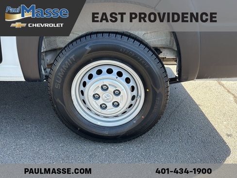 Used 2025 RAM ProMaster 2500 w/ Convenience Group FWD image 8