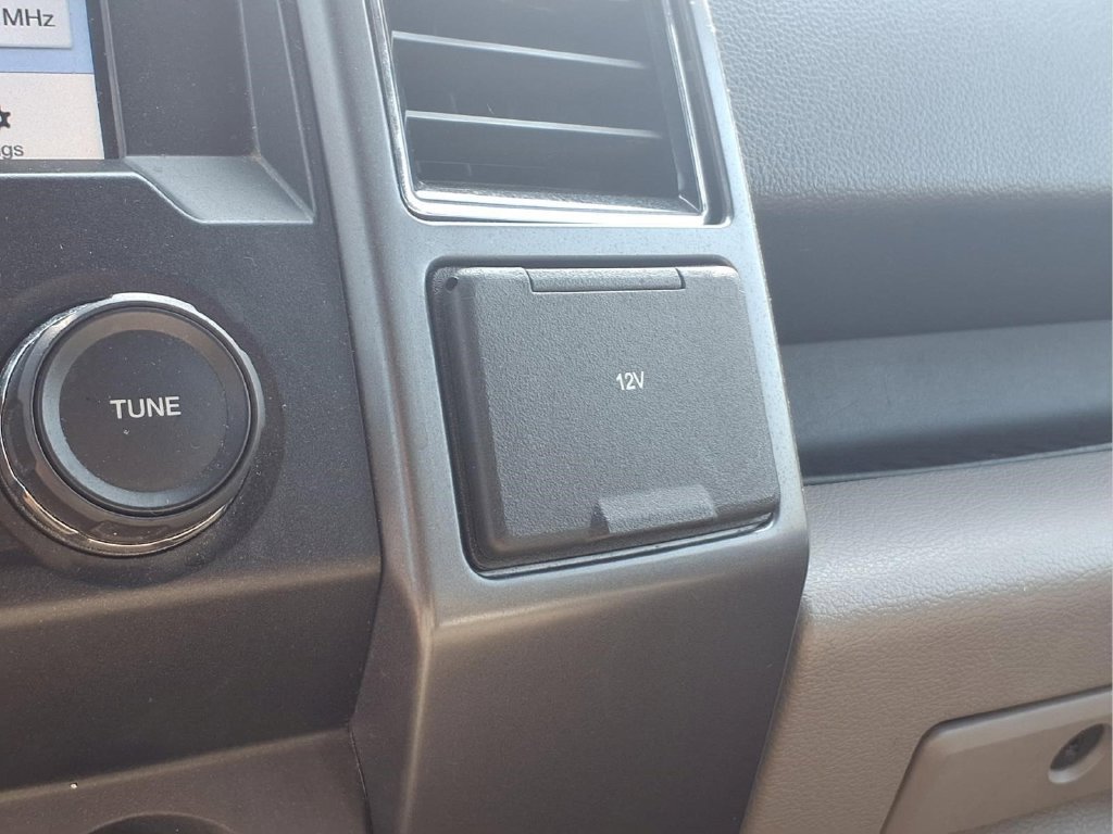 Used 2019 Ford F150 XLT AWD/4WD image 9