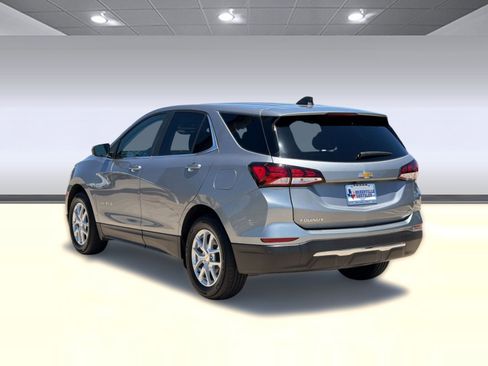Used 2024 Chevrolet Equinox LT FWD image 3