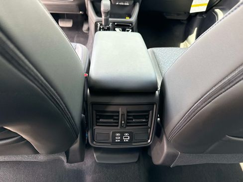 New 2026 Subaru Forester Premium AWD/4WD image 17