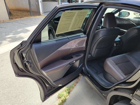 Used 2023 Lexus RX 350 FWD w/ Cold Area Package image 14