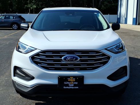 Used 2019 Ford Edge SE FWD image 2