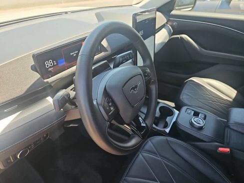 Used 2023 Ford Mustang Mach-E Select RWD image 2