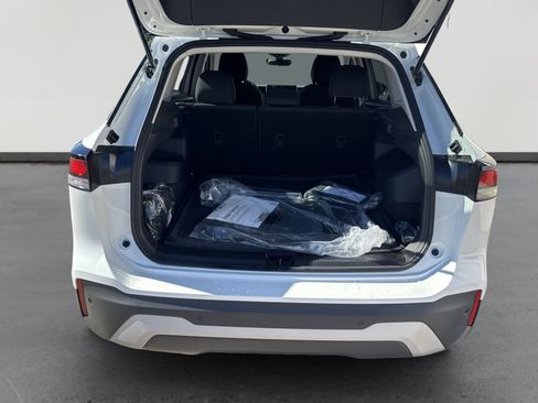 New 2026 Volkswagen Tiguan S image 6