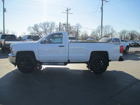 Used 2017 Chevrolet Silverado 2500 W/T image 8