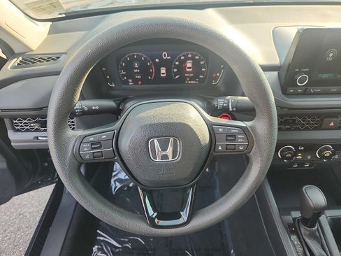Certified 2023 Honda Accord LX image 19