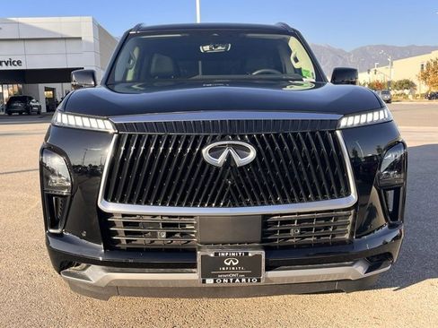 Certified 2025 INFINITI QX80 Luxe image 4