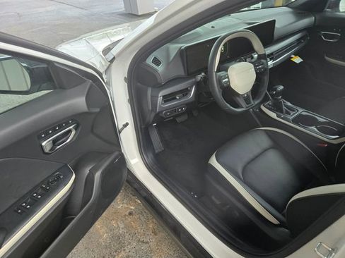 New 2026 Kia K4 GT-Line FWD image 4