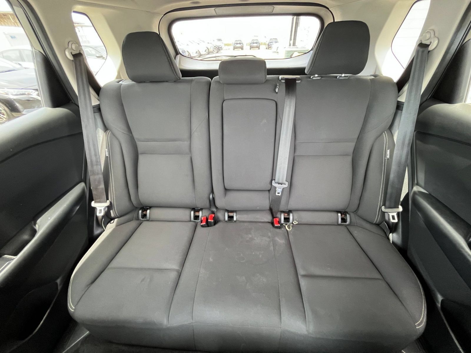 Used 2024 Nissan Rogue S AWD/4WD image 36