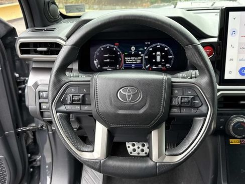 Used 2025 Toyota 4Runner TRD Sport Premium AWD/4WD image 18