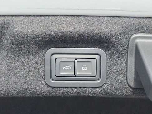 New 2026 Audi A6 Prestige image 13