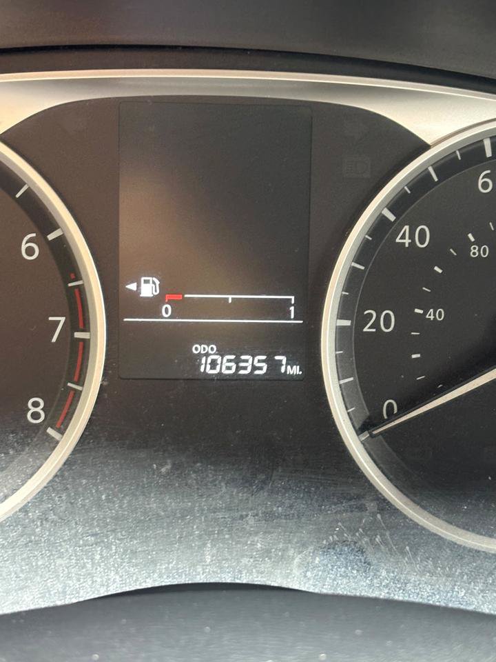 Used 2019 Nissan Kicks S FWD image 17