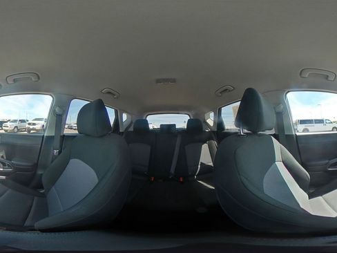 Used 2025 Kia Soul LX w/ LX Technology Package FWD image 42