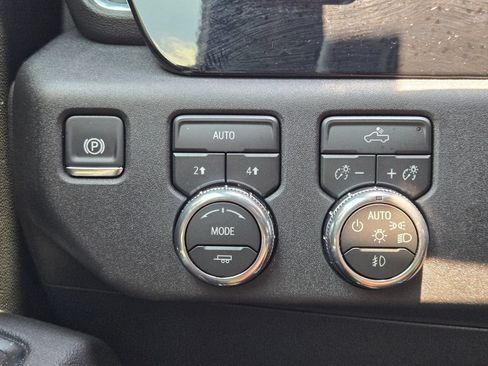 Used 2026 GMC Sierra 1500 Elevation AWD/4WD image 27