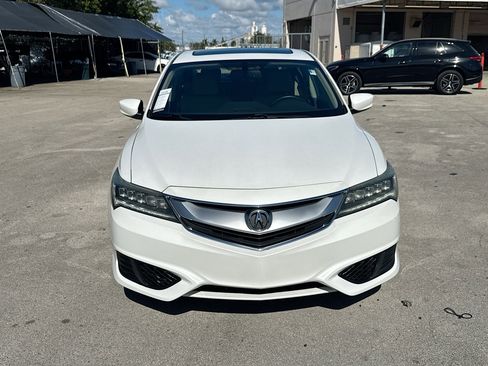 Used 2017 Acura ILX w/ Premium Package image 2