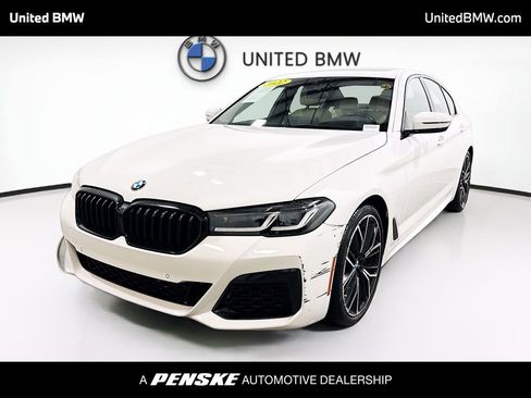 Used 2022 BMW 540i w/ M Sport Package image 1