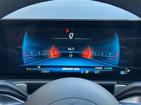 New 2025 Mercedes-Benz GLB 35 AMG AMG  35 image 18