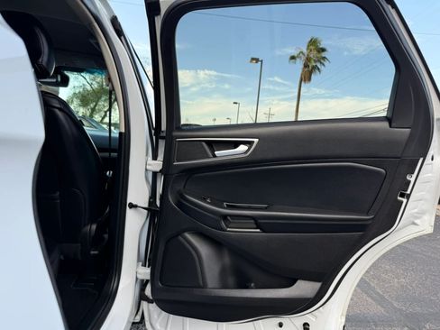 Used 2019 Ford Edge SEL w/ Equipment Group 201A FWD image 34