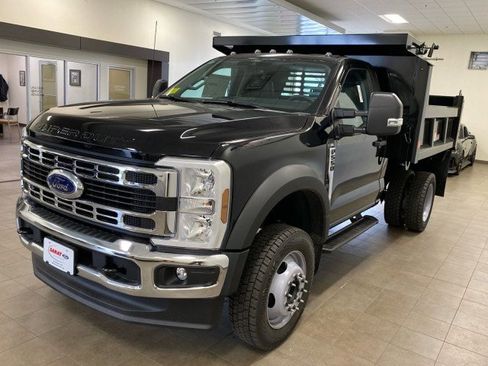 New 2025 Ford F550 4x4 Regular Cab Super Duty image 4