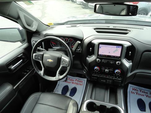 Used 2022 Chevrolet Silverado 1500 LTZ w/ LTZ Premium Package image 22