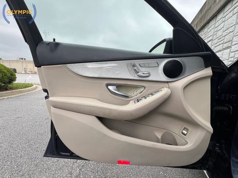 Used 2016 Mercedes-Benz C 300 4MATIC Sedan image 45