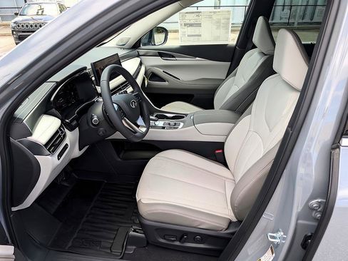 New 2026 INFINITI QX60 Luxe FWD image 11