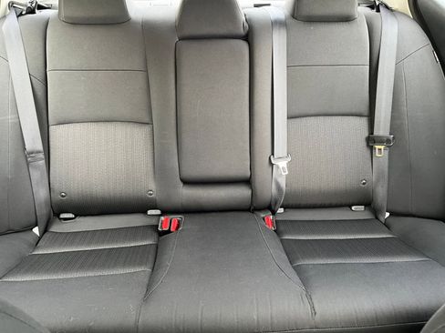 Used 2025 Nissan Altima 2.5 SV image 34