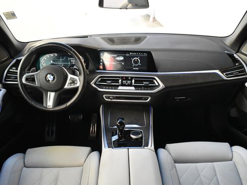 Used 2023 BMW X5 sDrive40i w/ M Sport Package image 32