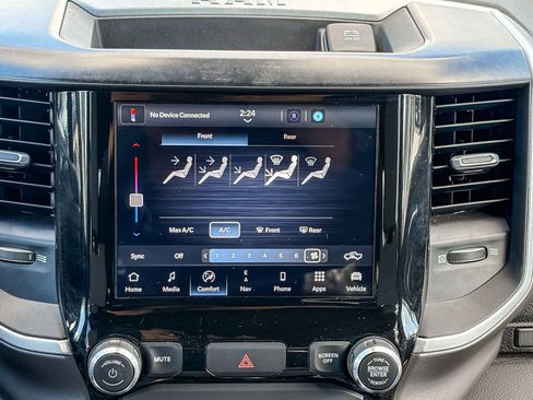 Used 2022 RAM 1500 Big Horn RWD image 13