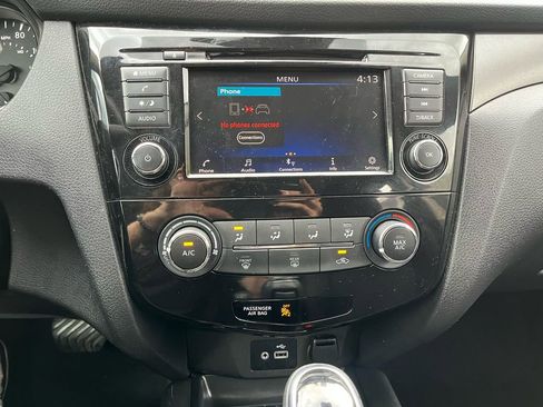 Used 2020 Nissan Rogue Sport S w/ Appearance Package image 16