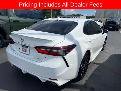 Used 2023 Toyota Camry SE FWD image 21