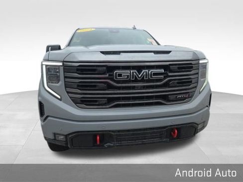 Used 2024 GMC Sierra 1500 AT4 w/ AT4 Premium Package AWD/4WD image 3