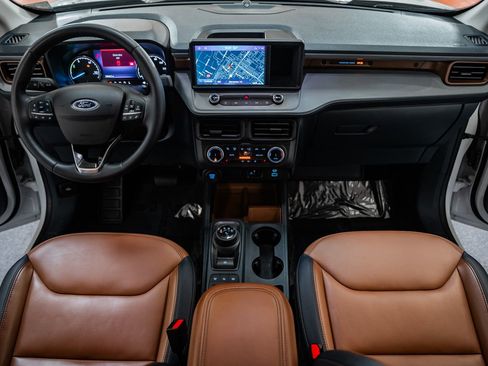 Certified 2024 Ford Maverick Lariat image 25