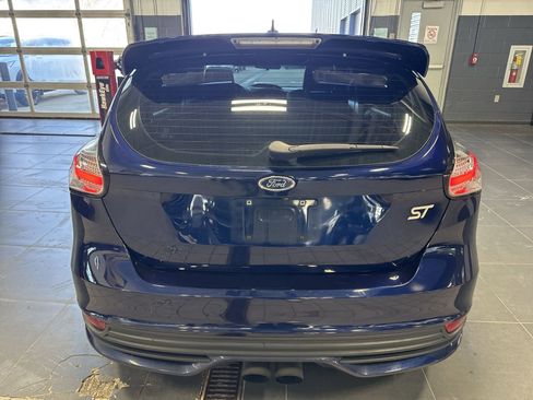 Used 2016 Ford Focus ST FWD image 36