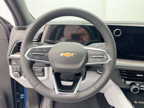 New 2026 Chevrolet Suburban Premier w/ Sun And Tow Package image 18