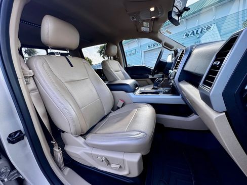 Used 2017 Ford F150 Lariat RWD image 14